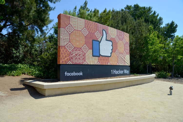 Facebook marketing in Laguna Hills